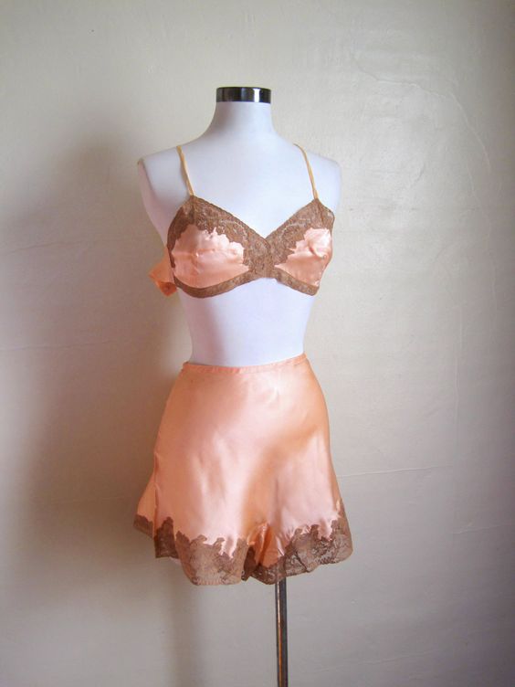Vintage 1930s Lace and Pink Satin Bra Size Small Brassiere