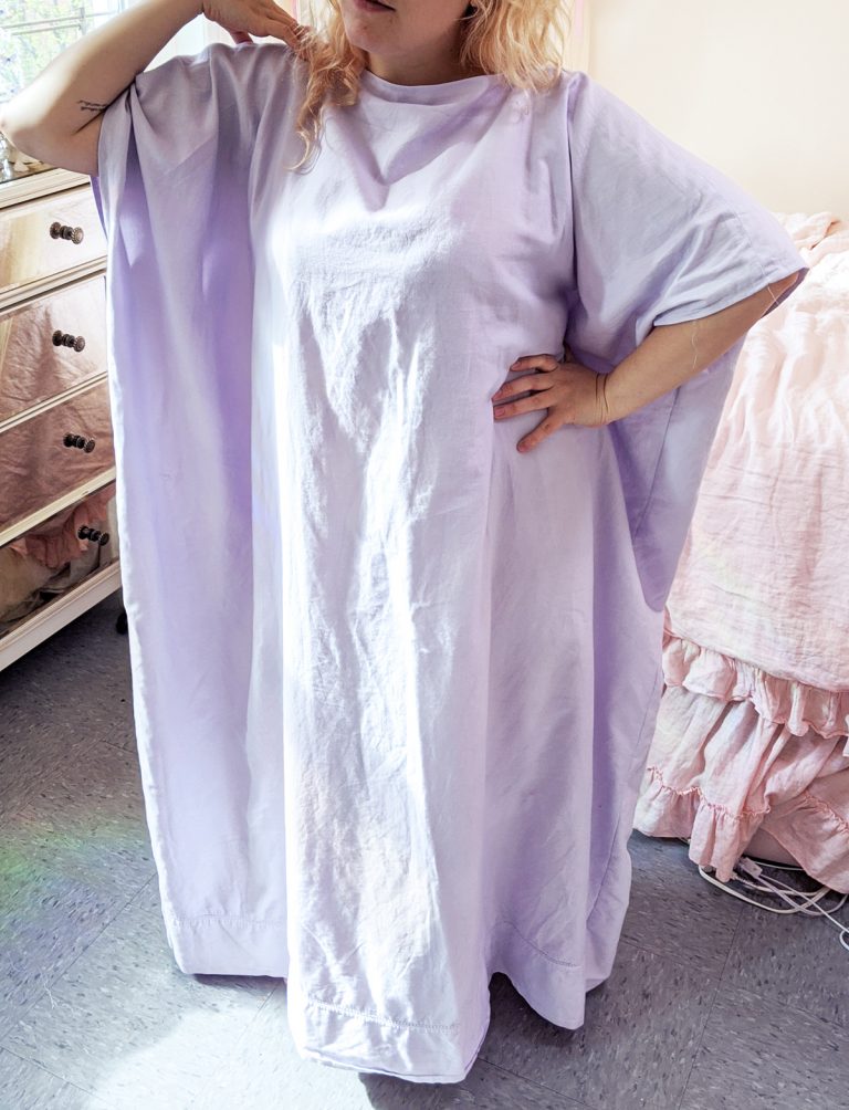 diy-loungewear-tutorial-how-to-make-a-caftan-from-a-bedsheet